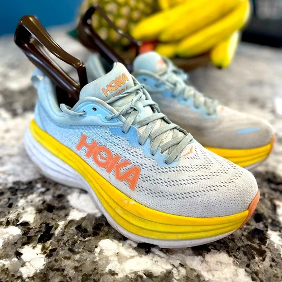 Hoka Bondi 8 Shoes woman’s size 10.5 - Picture 4 of 15